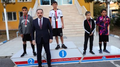 29 Ekim Cumhuriyet Bayramı etkinlikleri kapsamında Aksaray’da düzenlenen atletizm müsabakaları,