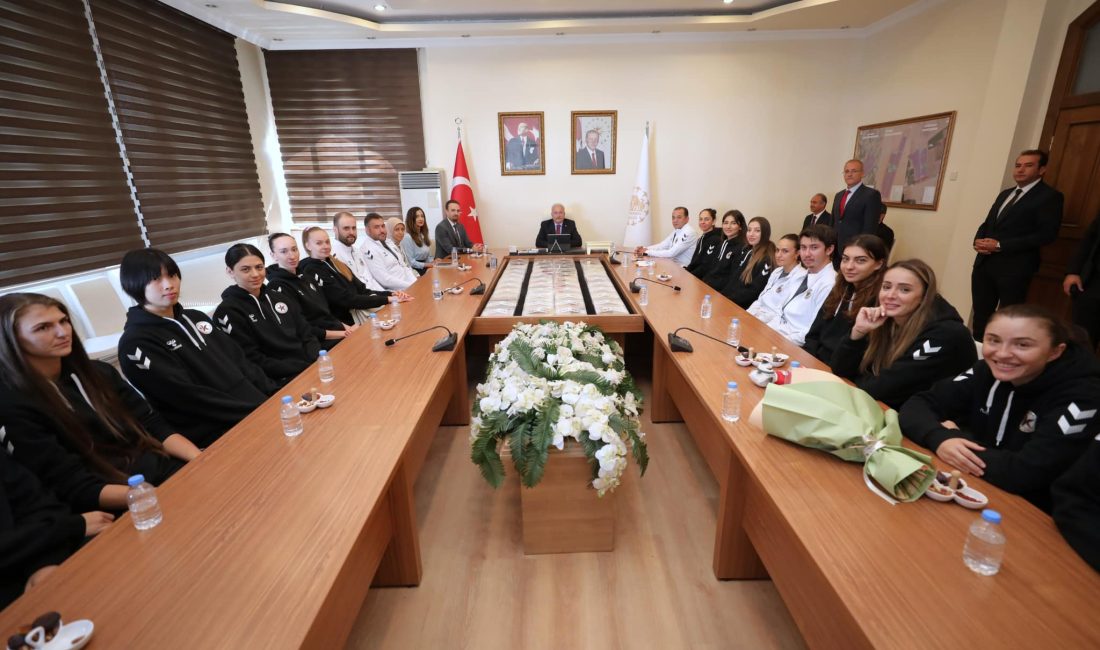 Kuzeyboru Kadın Voleybol Takımı,