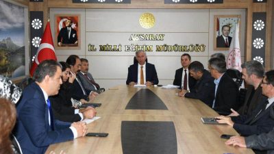 Aksaray İl Milli Eğitim Müdürü Metin Alpaslan başkanlığında yapılan toplantılara