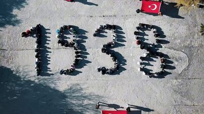 Güzelyurt Çok Programlı Anadolu Lisesi öğrencileri, Türkiye Cumhuriyeti’nin kurucusu Gazi