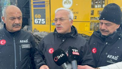 Aksaray Valisi Mehmet Ali Kumbuzoğlu, yoğun kar yağışı ve fırtına