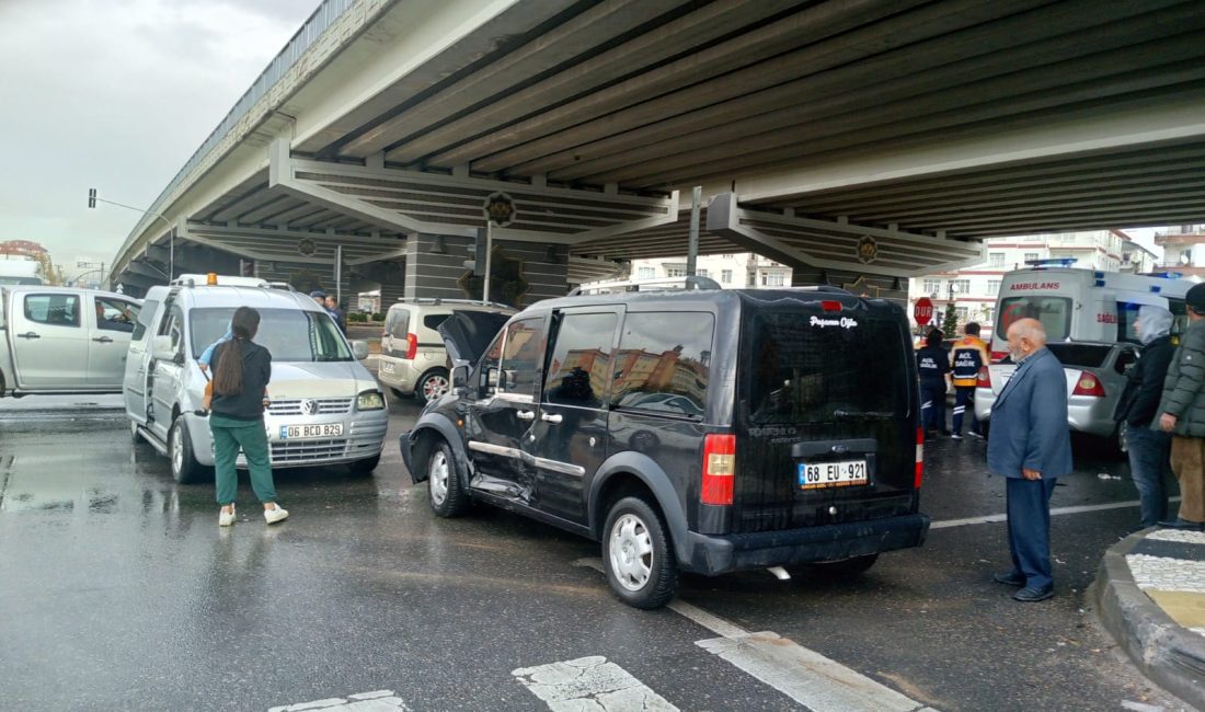 Yağışlı hava kazayı beraberinde