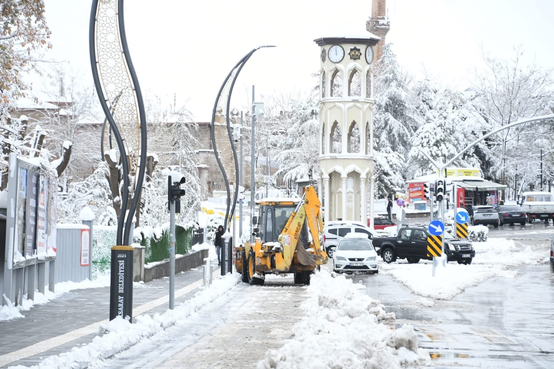 Aksaray Belediye Başkanı Dinçer uyardı: Sıcaklıklar -8 ile -10 dereceye düşecek!