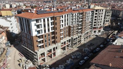 Aksaray’ın merkezinde gerçekleştirilen Hamidiye Kentsel Dönüşüm Projesi, eski yapıların modern