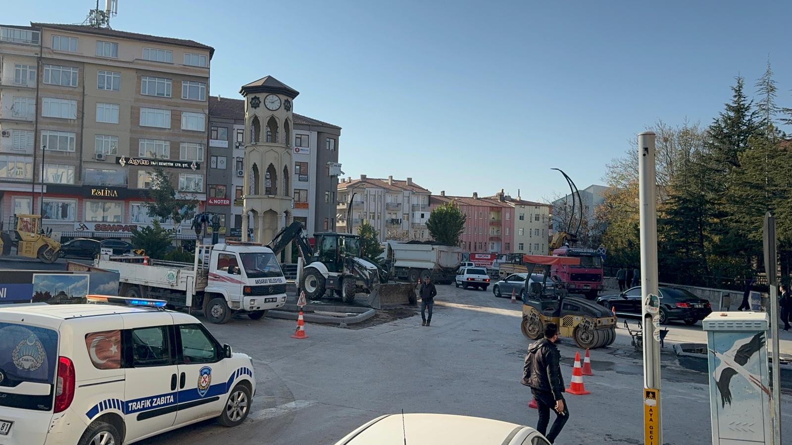 Aksaray’da iki cadde trafiğe kapandı; Sürücüler dikkat!