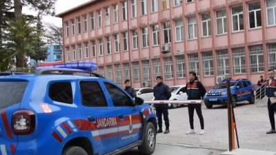 Konya’nın Kulu ilçesinde tartıştığı kişiyi bıçakla öldürdüğü iddiasıyla yakalanan cinayet