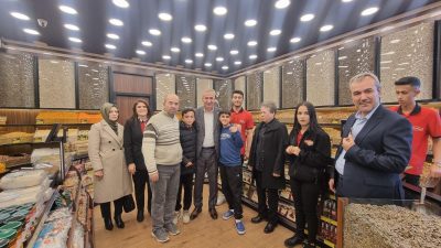 Ülkü Kuruyemiş Beşinci mağazasını açtı