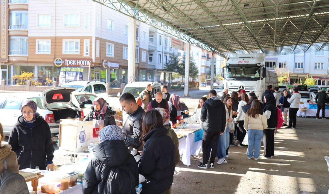 Aksaray Belediyesi Hanımeli Pazarında,