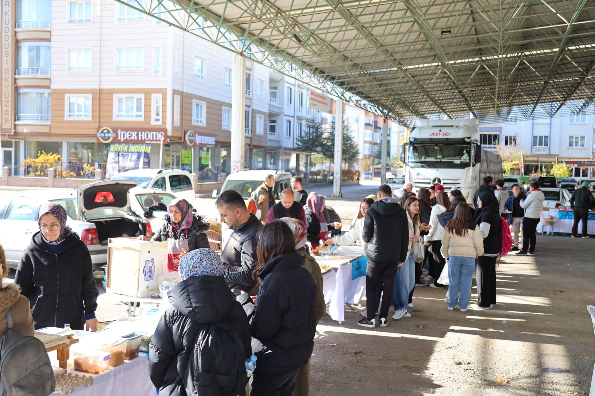 Aksaray’da kadın emeği tezgâhla buluşuyor