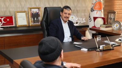 AK Parti Aksaray İl Başkanı Hamza Aktürk düzenli olarak vatandaşlarla