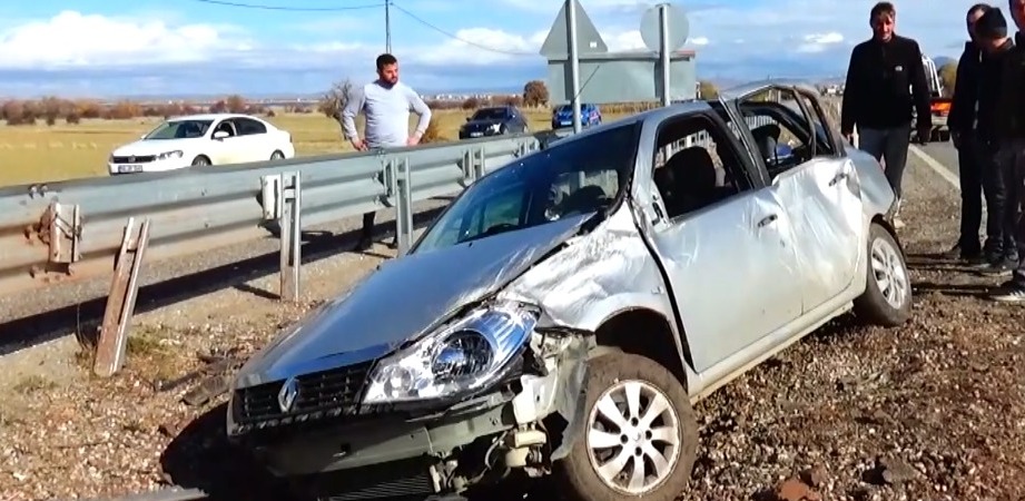 Konya’nın Beyşehir ilçesinde otomobilin