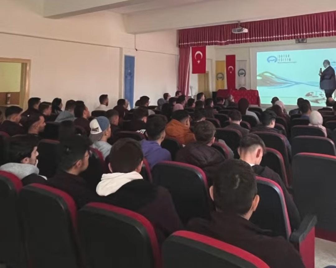 Geleceğin profesyonelleri için buluşma: Aksaray Üniversitesi’nde ortak eğitim semineri