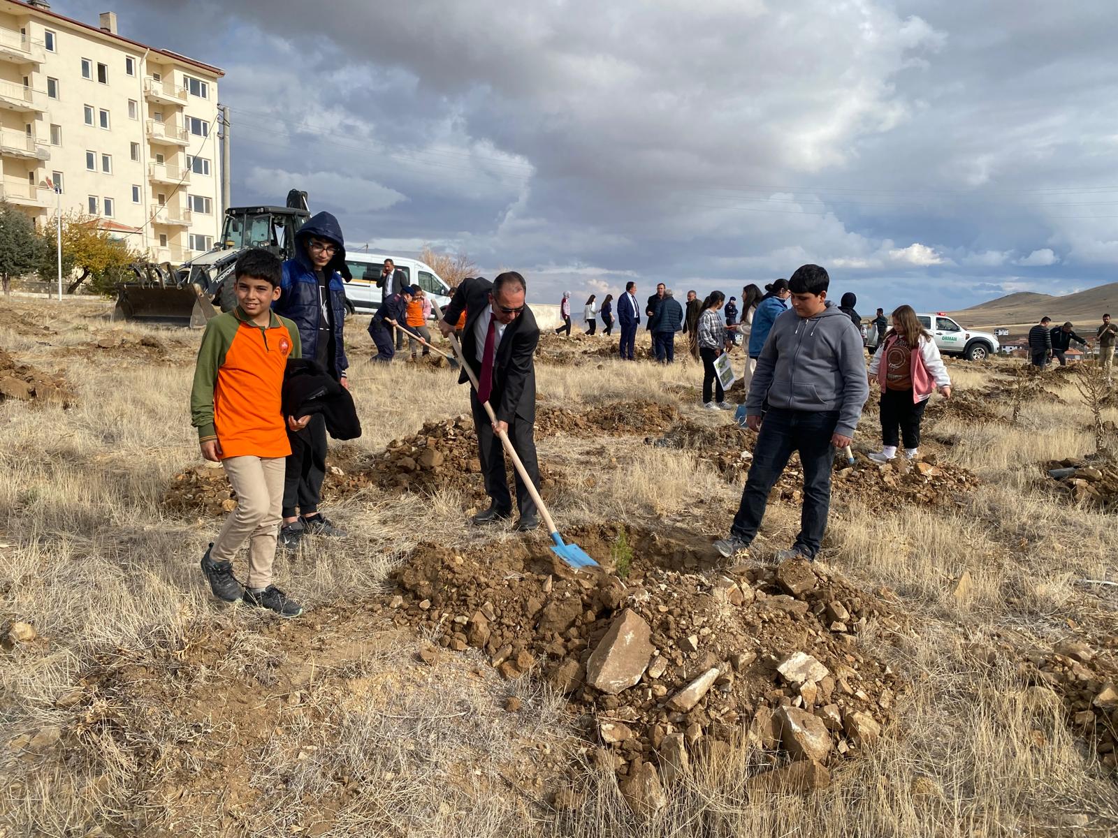 Sarıyahşi Devlet Hastanesi bahçesi yeşille buluşuyor!