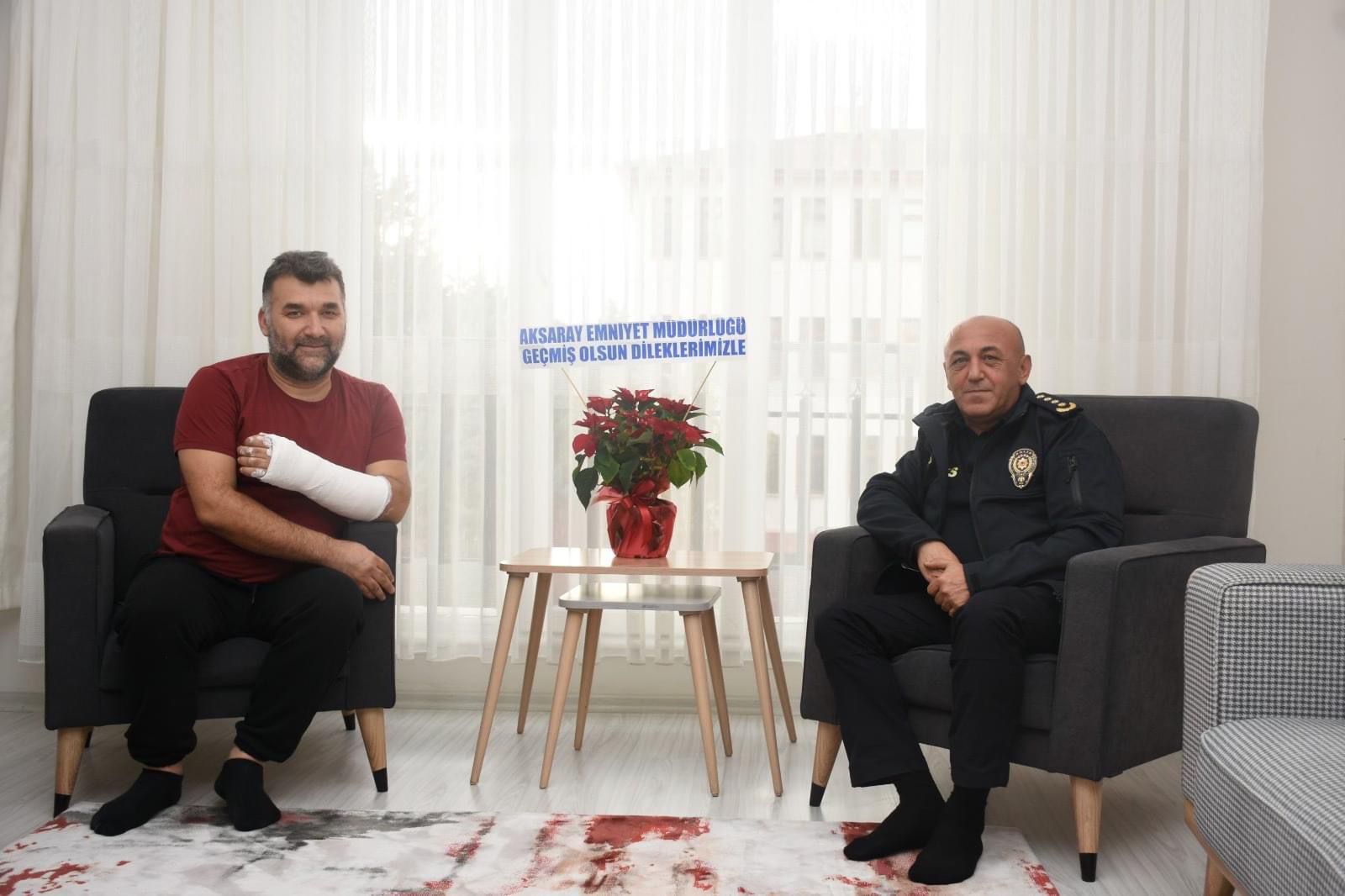 İl Emniyet Müdürü Demir yaralı polisi evinde ziyaret etti!