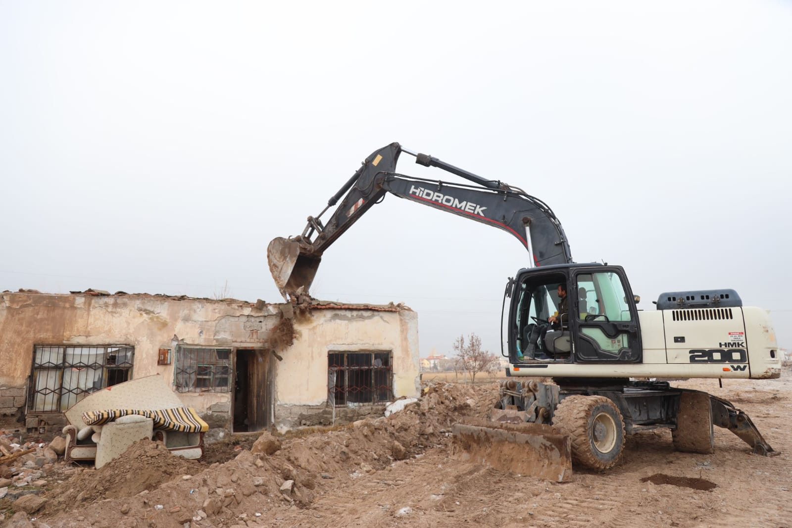 Aksaray Belediyesi şehir genelinde çarpık, plansız yapı stokunu güvenli, planlı,