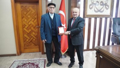 Aksaraylı hayır sever iş insanı ilçesine, 3 cami ve 2