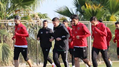Türkiye 2. Lig Kırmızı Grup’ta mücadele eden Yeni Mersin İdman