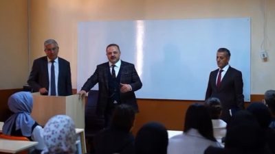 Aksaray Üniversitesi (ASÜ) Rektörü Prof. Dr. Alpay Arıbaş, Eskil Meslek