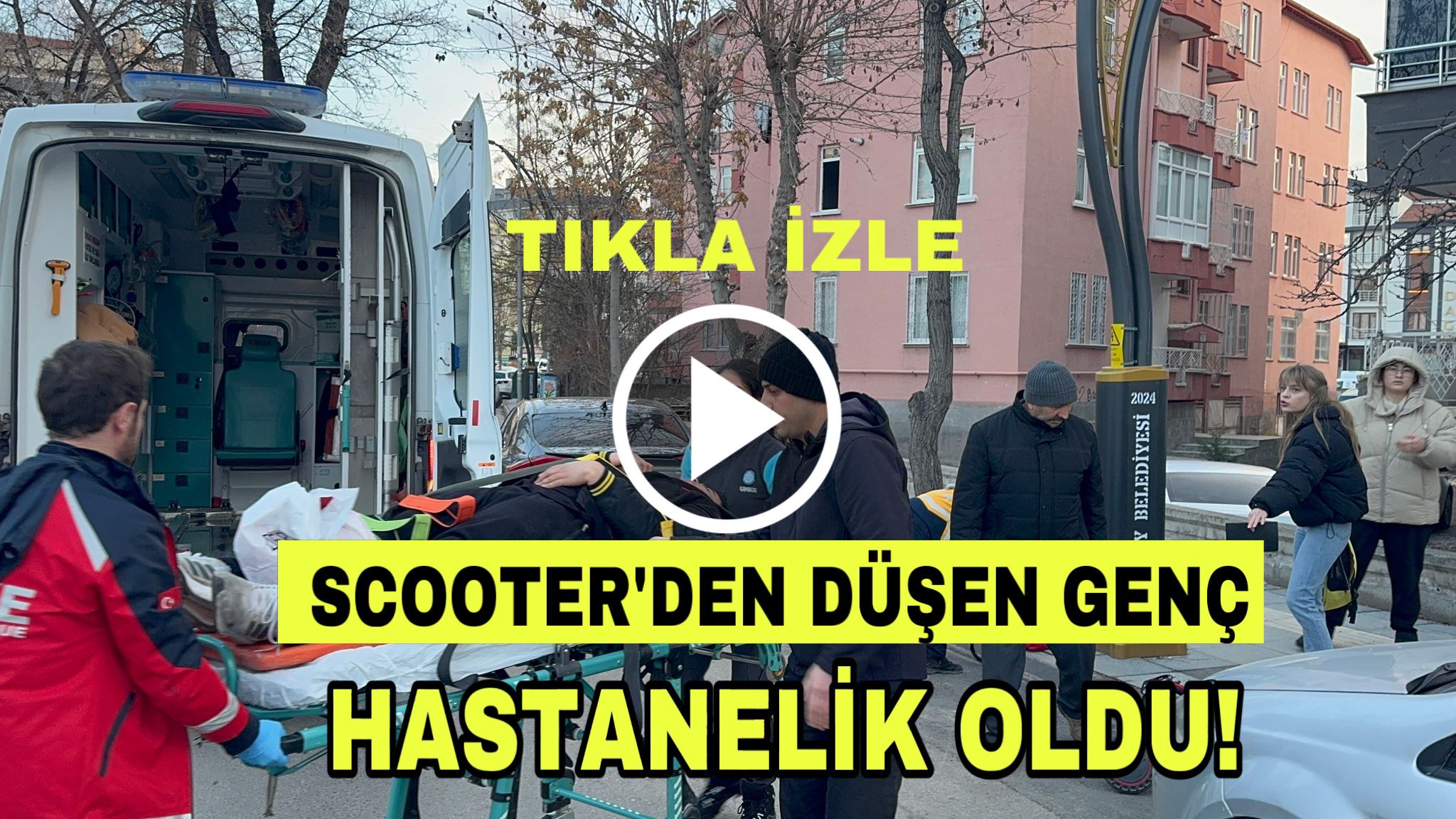 Scooter’den düşen genç hastaneye kaldırıldı.