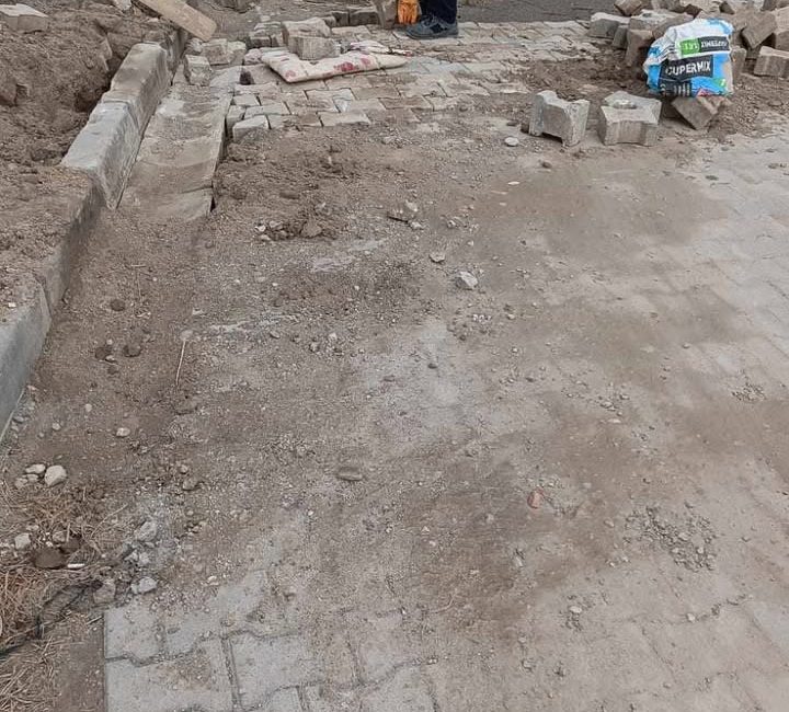 Güzelyurt Belediyesi, Yukarı Mahalle’deki 23. Caddede doğalgaz ve MEDAŞ (Meram