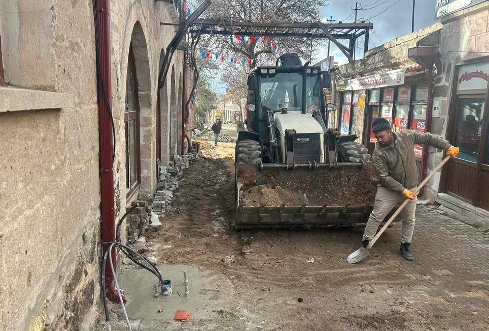 Güzelyurt Belediyesi, Çarşı Meydanı’nda