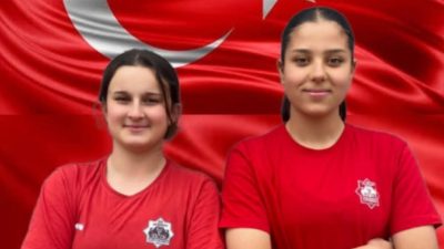 Aksaray Belediyespor Hentbol Takımı’nın altyapısında yetişen kaleci Cavidan Yayatan ve