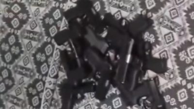 Ankara'da, jandarma ekiplerince yasa dışı silah ticaretine yönelik düzenlenen operasyonda