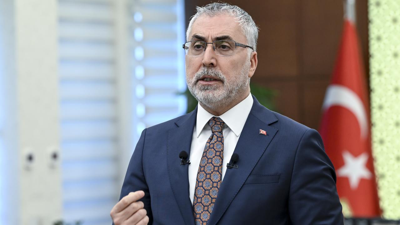 Çalışma ve Sosyal Güvenlik Bakanı Vedat Işıkhan, istihdam oranında tarihin