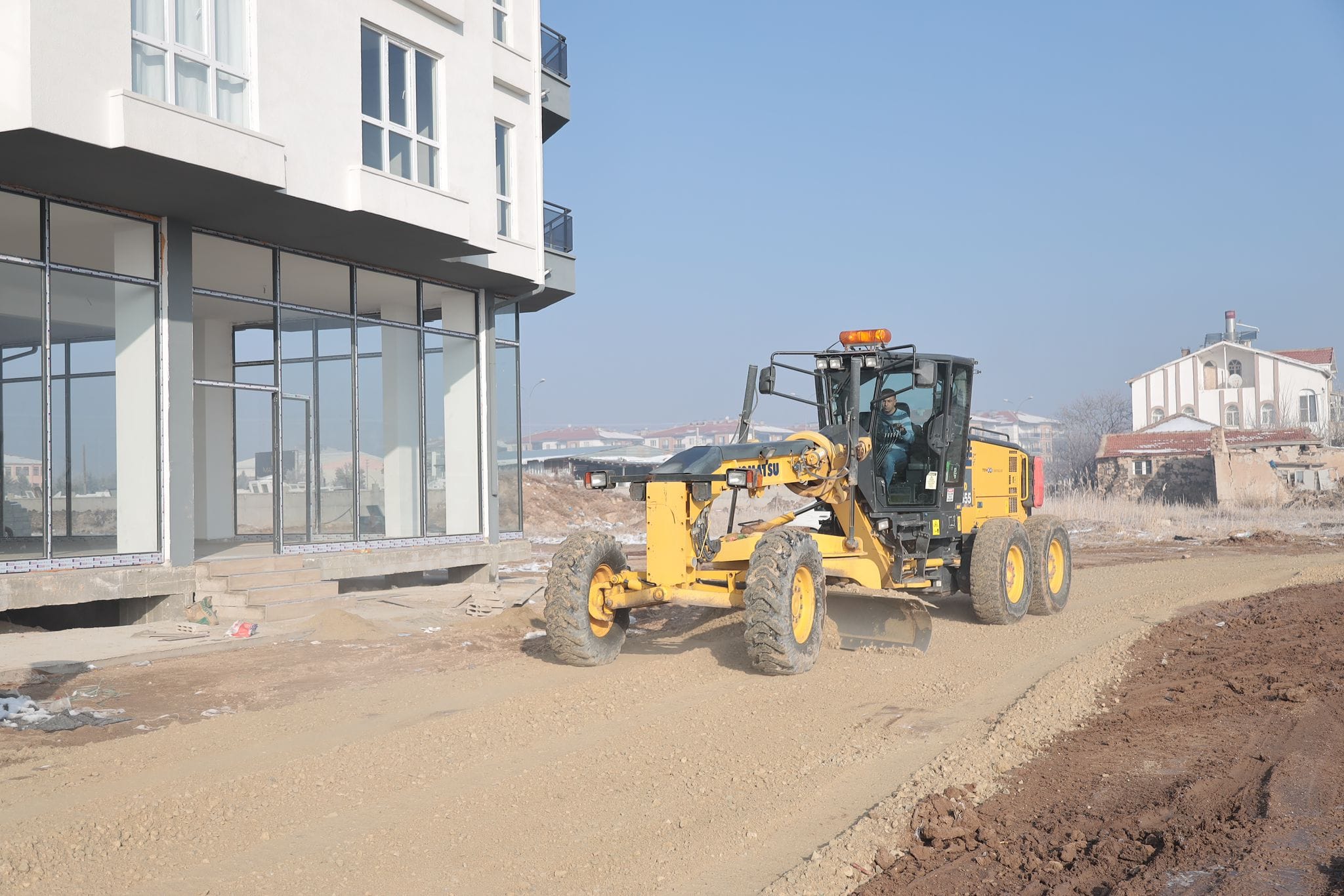 Şehir ulaşımına yatırım; Aksaray Belediyesi yol çalışmalarını sürdürüyor