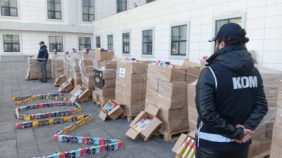 Ankara’nın Sincan ilçesinde düzenlenen kaçakçılık operasyonunda 3 ton 620 kilogram