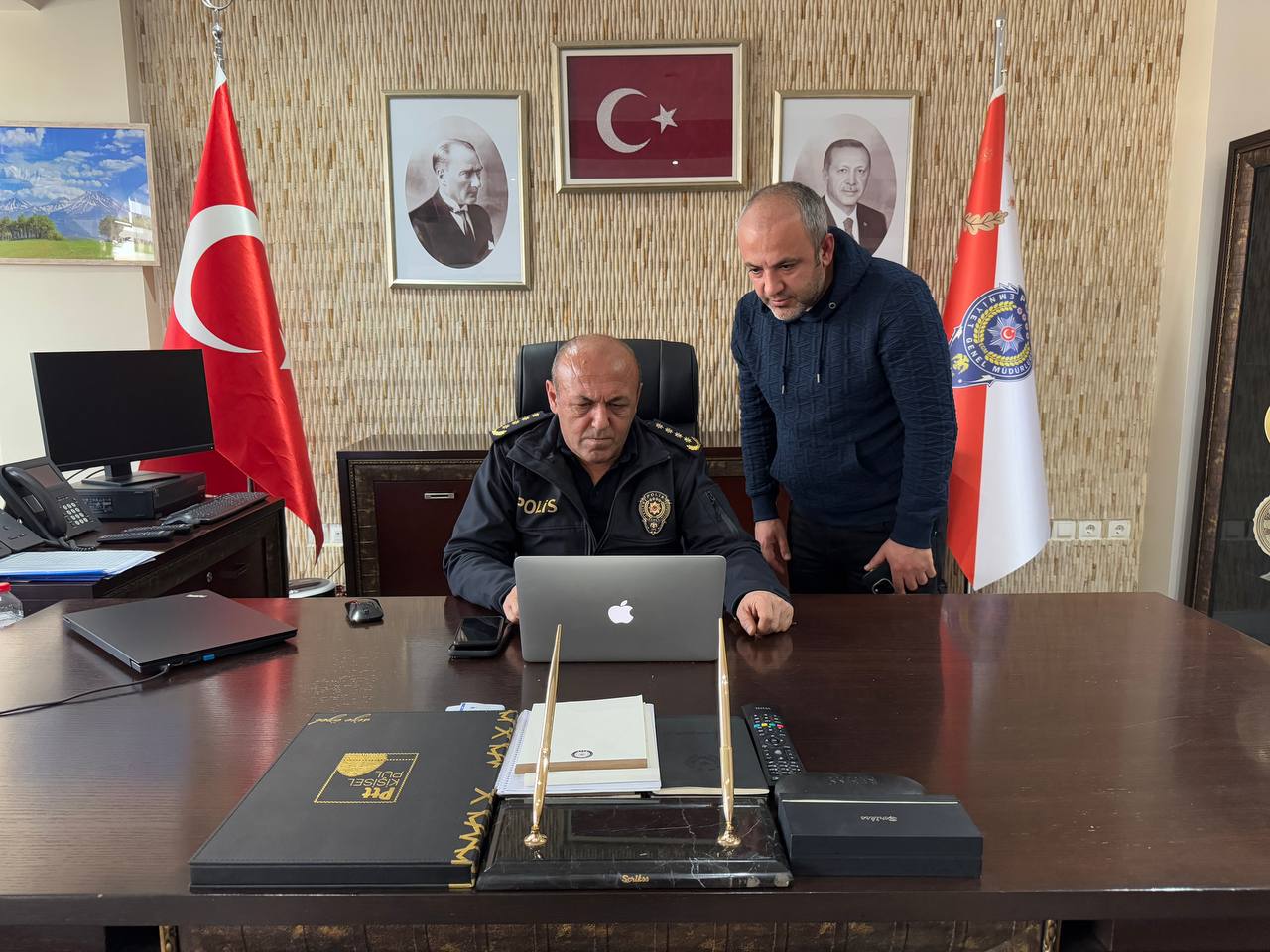 Aksaray İl Emniyet Müdürü Bekir Demir, Anadolu Ajansının (AA) gözünden