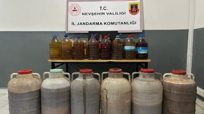Nevşehir'in Hacıbektaş ilçesinde, jandarma ekiplerince yapılan operasyonda 471 litre kaçak