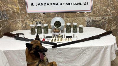Nevşehir’in Ürgüp ilçesinde düzenlenen uyuşturucu operasyonunda bir şüpheli gözaltına alındı.