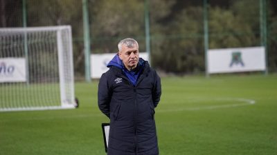Nesine 2. Lig Kırmızı Grup’ta şampiyonluk iddiasını sürdüren Aksarayspor’da teknik