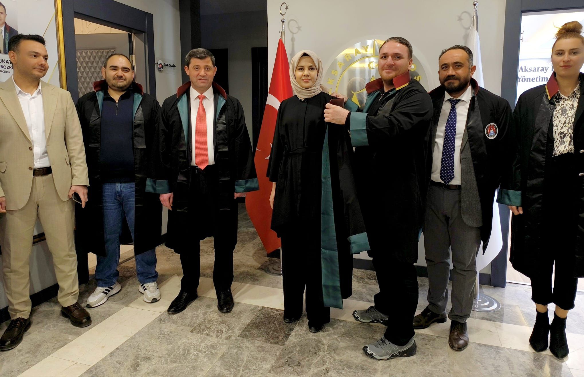 Aksaray’da yeni avukatlar cübbelerini giydi