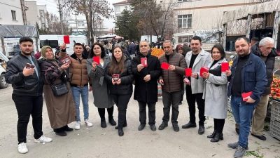 Cumhuriyet Halk Partisi Aksaray İl Başkanlığı, vatandaşlarla bir araya gelerek