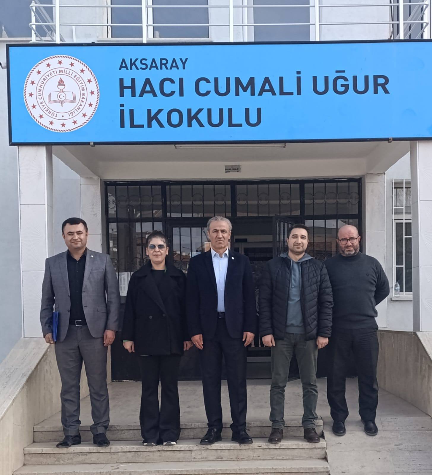 Aksaray Eğitim Bir-Sen, eğitim çalışanlarıyla bir araya gelerek okullara yönelik