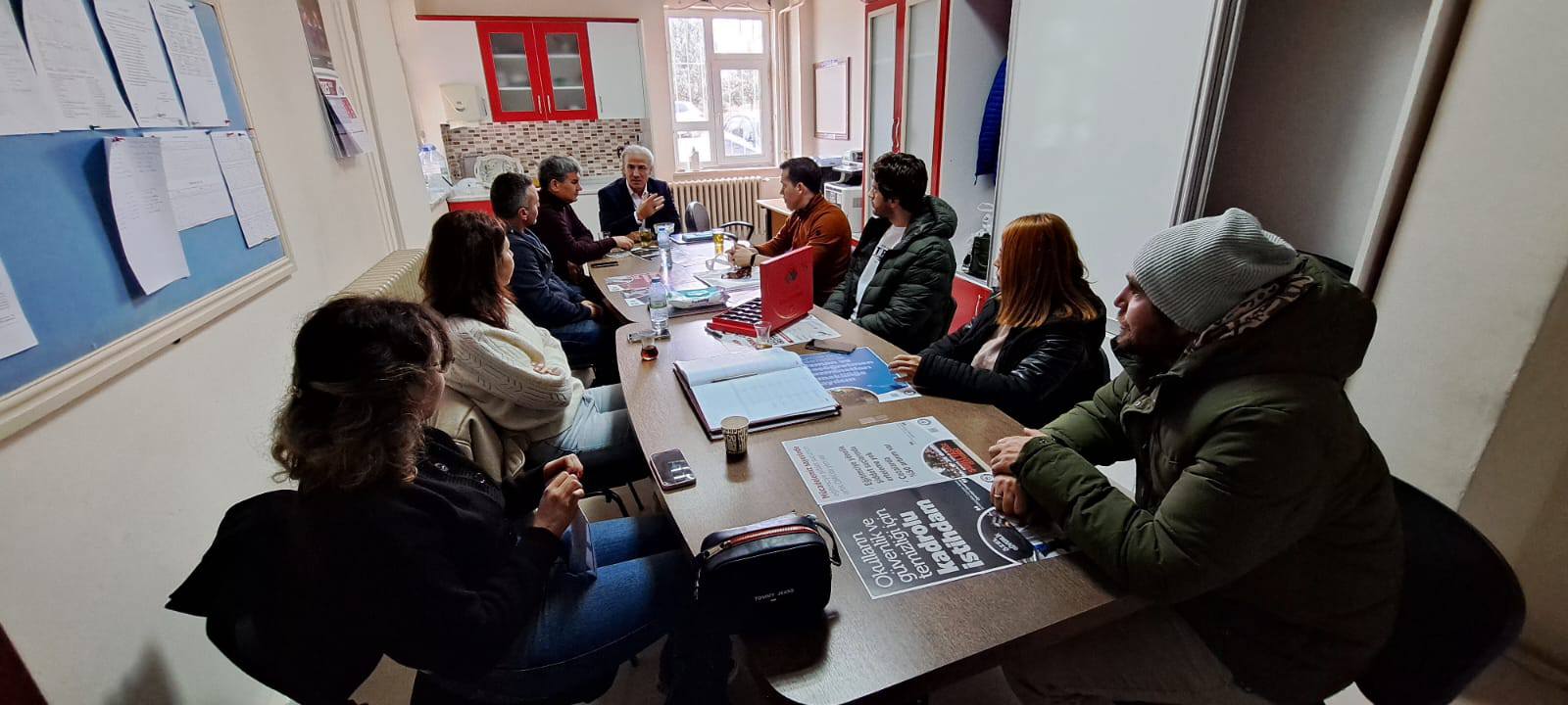 Aksaray Eğitim Bir-Sen, "Güçlü Sendika Güçlü Türkiye" sloganıyla gerçekleştirdiği okul