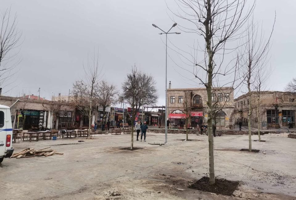 Güzelyurt Belediyesi, Çarşı Meydanı