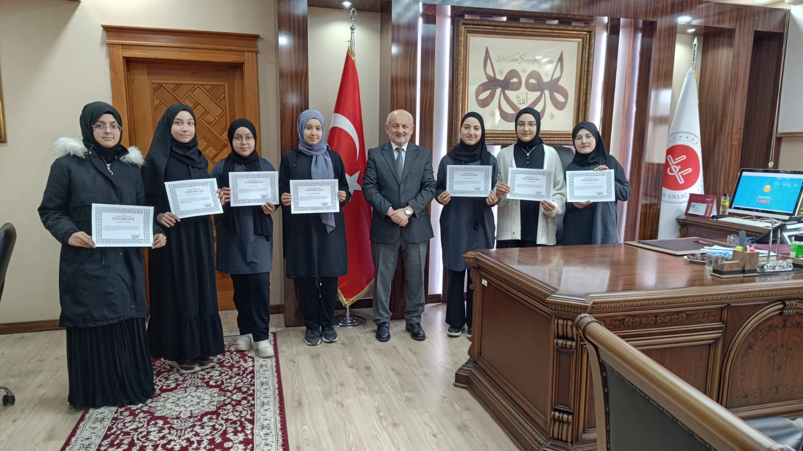 Aksaray’da hafızlığını tamamlayan öğrencilere onur belgesi takdim edildi