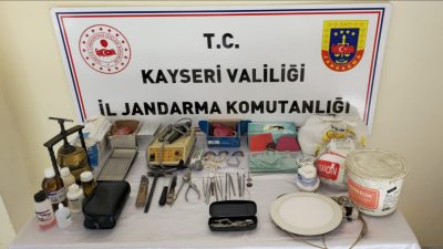 Kayseri’de ruhsatsız muayenehanede diş çekimi ve tedavisi yapan kişi hakkında