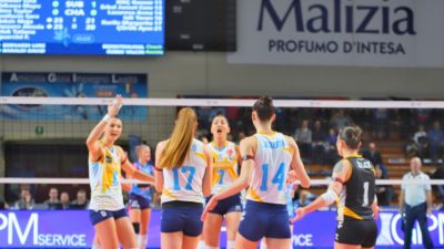 Türkiye'yi CEV Cup'ta temsil eden Kuzeyboru, play-off turu rövanş maçında