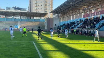 Aksaray Belediyespor, ikinci yarının ilk karşılaşmasında bugün beklentileri karşılayamadı. Aksaray