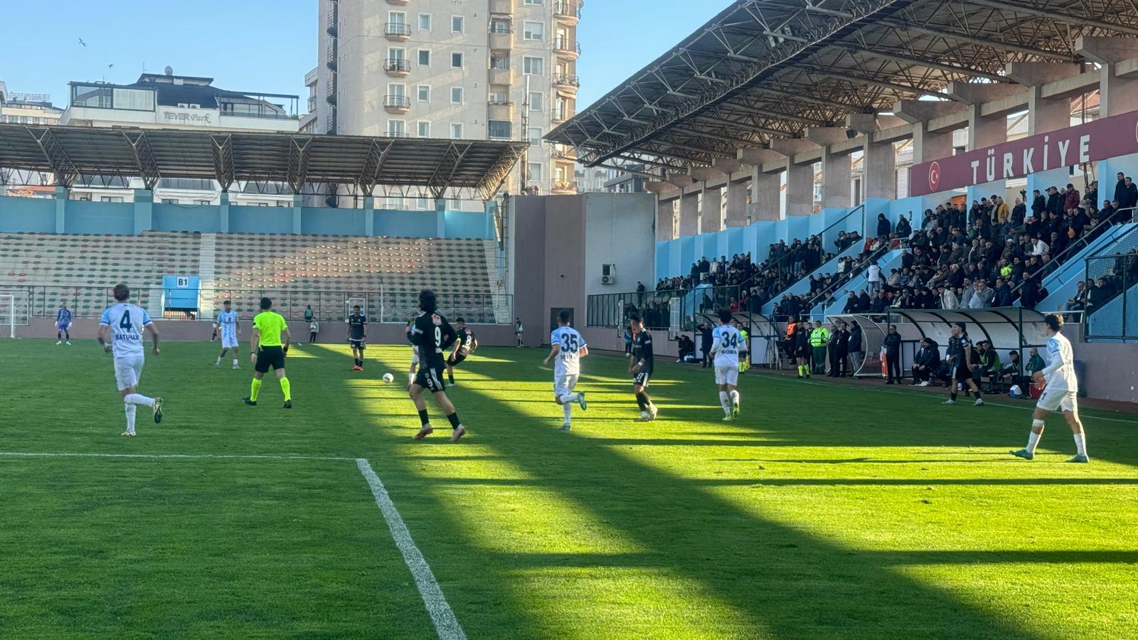 Son Dakika Yıkımı: Aksarayspor İstanbul’da Darbe Aldı!
