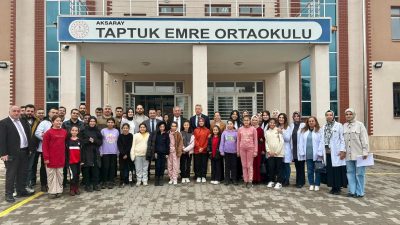Taptuk Emre Ortaokulu’na gerçekleştirilen ziyarette İl Millî Eğitim Müdürü Metin
