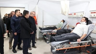 Kayseri’nin Bünyan ilçesinde otomobille minibüsün çarpışması sonucu 5’i öğrenci 10