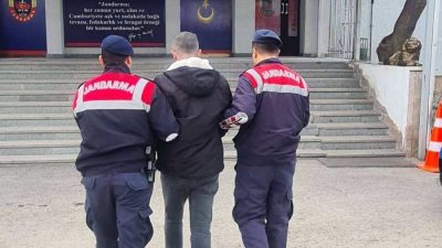 Kırıkkale’de haklarında kesinleşmiş hapis cezası bulunan 3 firari yakalandı. Valilikten