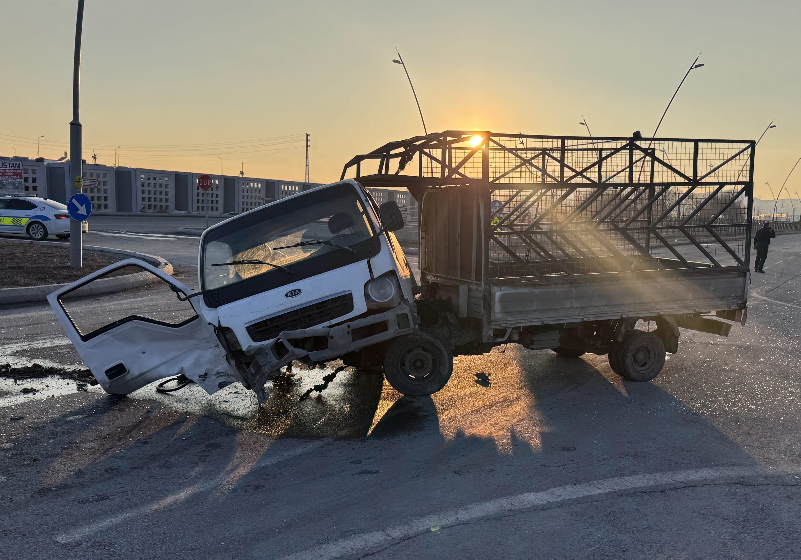trafik kazasında 4 kişi yaralandı