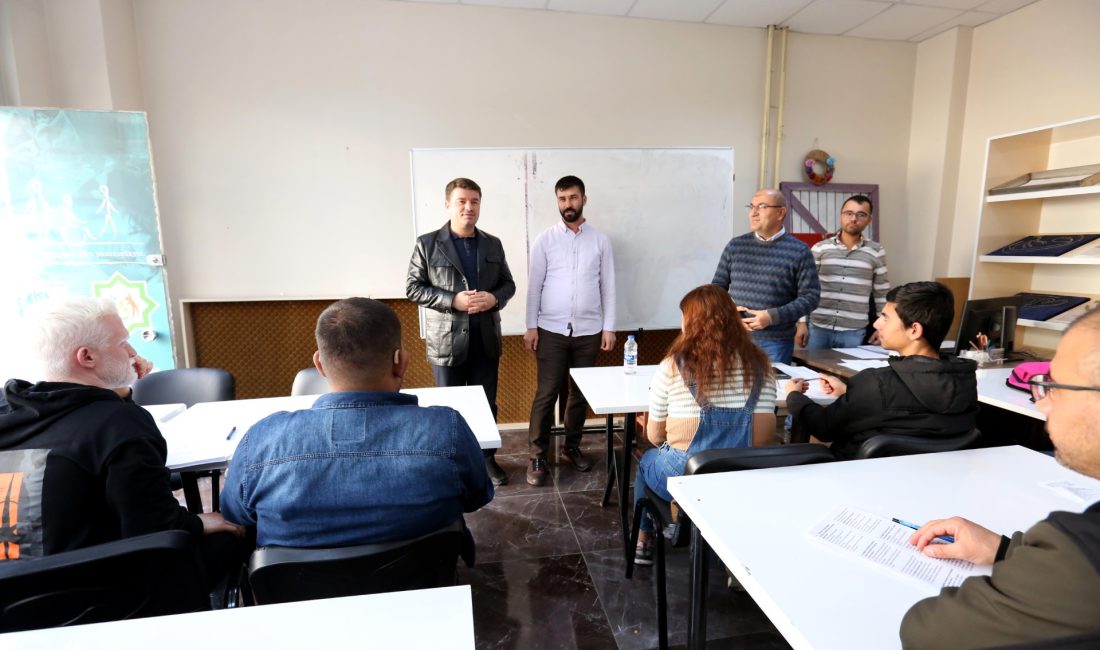 Aksaray Belediyesi, engelli bireylerin sosyal yaşama katılımlarını artırmak ve istihdam