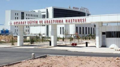 Aksaray’da iki arkadaş, ısınmak için yaktıkları ateşe tiner dökünce bir